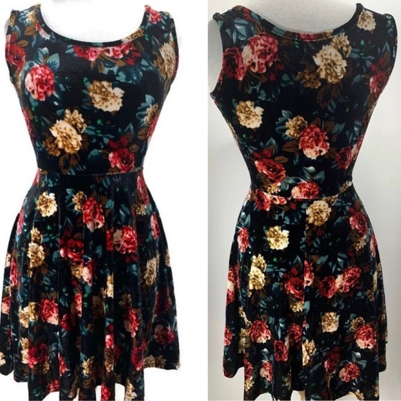 Women’s Dress Bundle Boohoo Loststock Dorothy Perkins Select UK6 With 4 Dresses - Picture 16 of 17